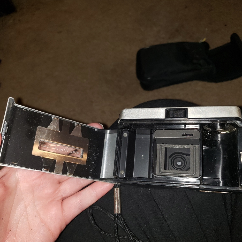 Kodak Polaroid Instamatic 100 Camera Vintage - Picture 4 of 5